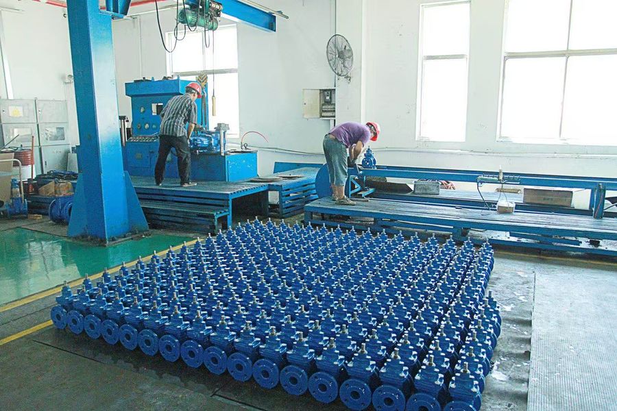 SuZhou YouWei Fluid Technology CO., LTD ligne de production du fabricant